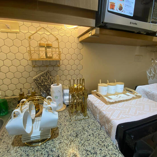 Provided kitchen utensils and condiments